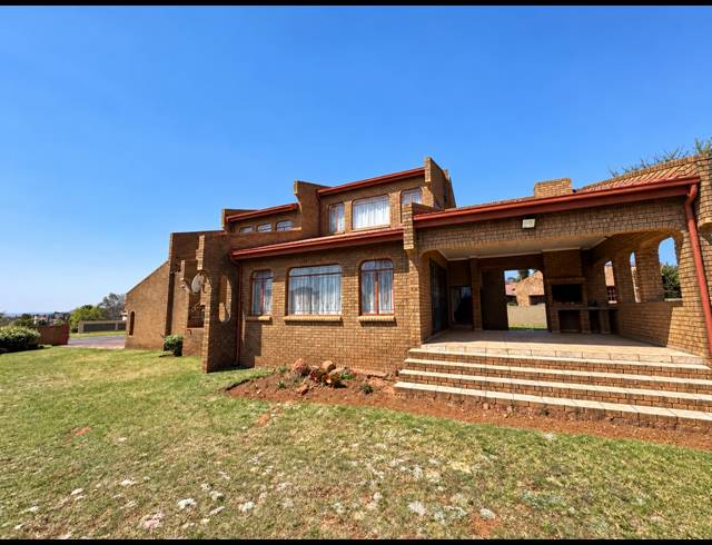 4 BEDROOM HOUSE FOR SALE IN REYNO RIDGE